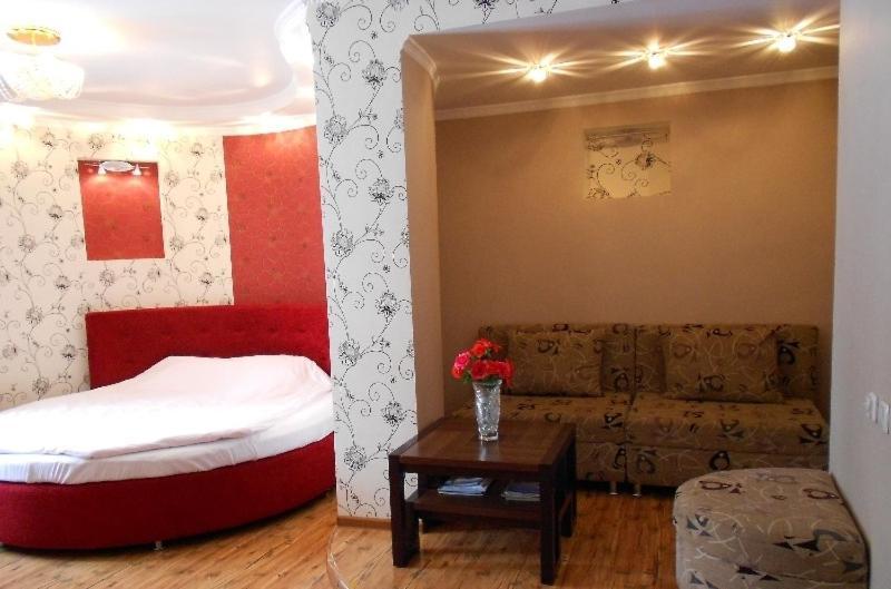 Rise Hotel Almaty Værelse billede