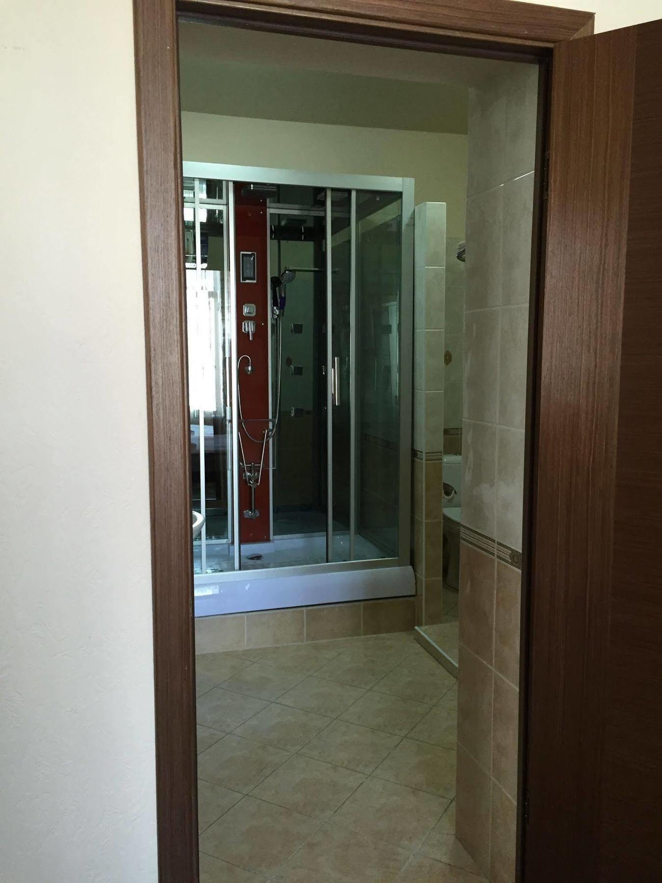 Rise Hotel Almaty Eksteriør billede