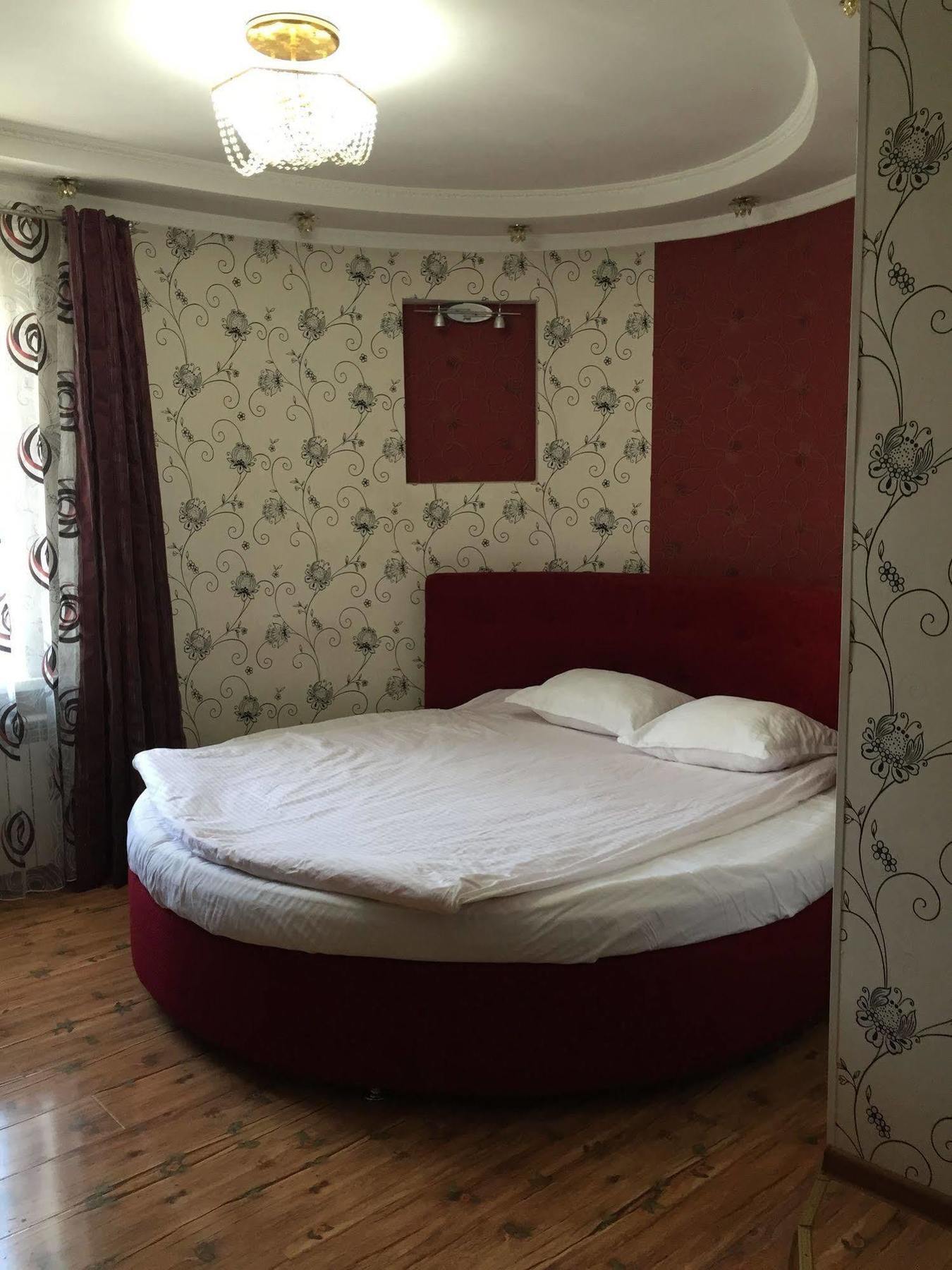 Rise Hotel Almaty Eksteriør billede