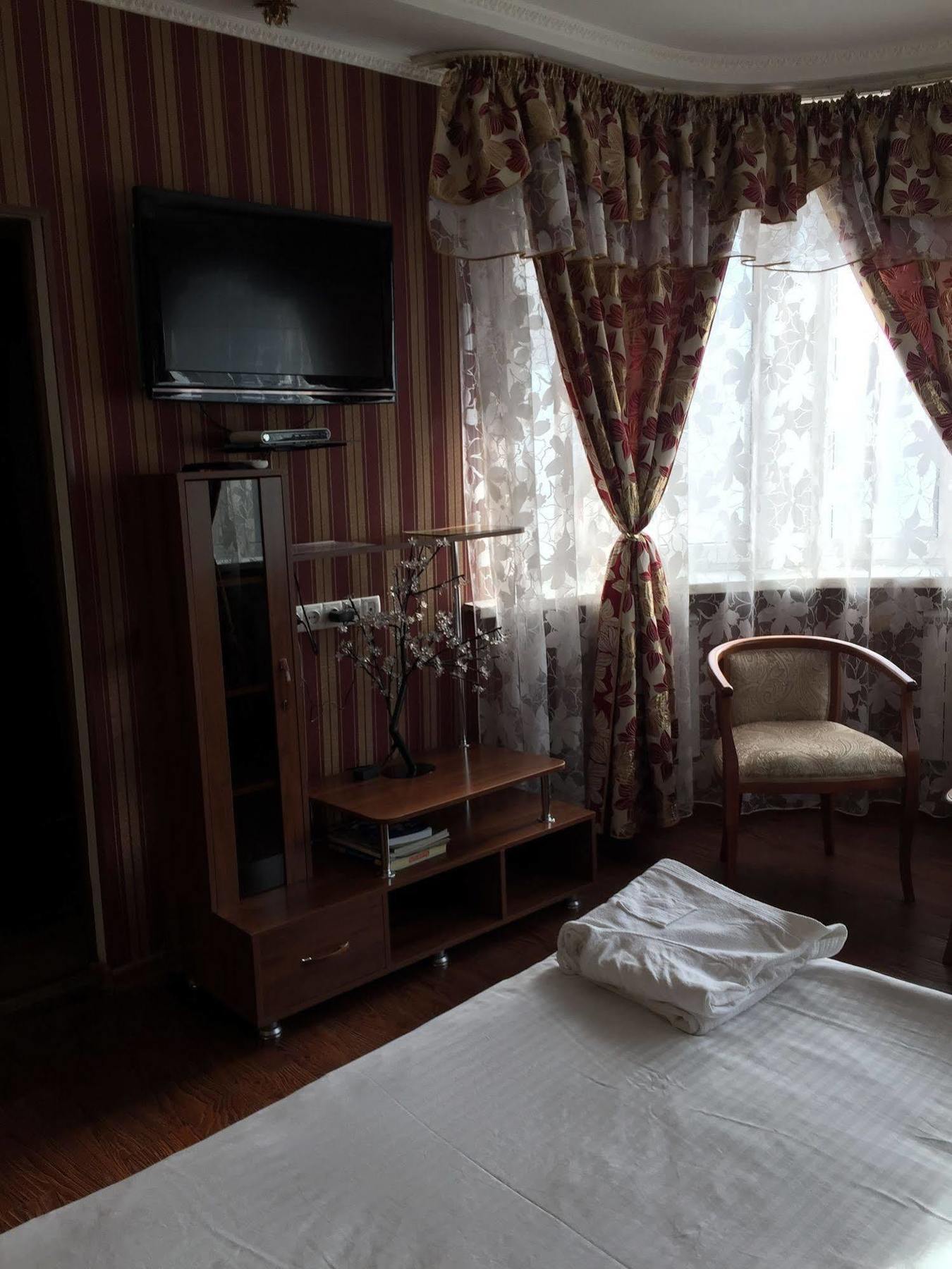 Rise Hotel Almaty Eksteriør billede